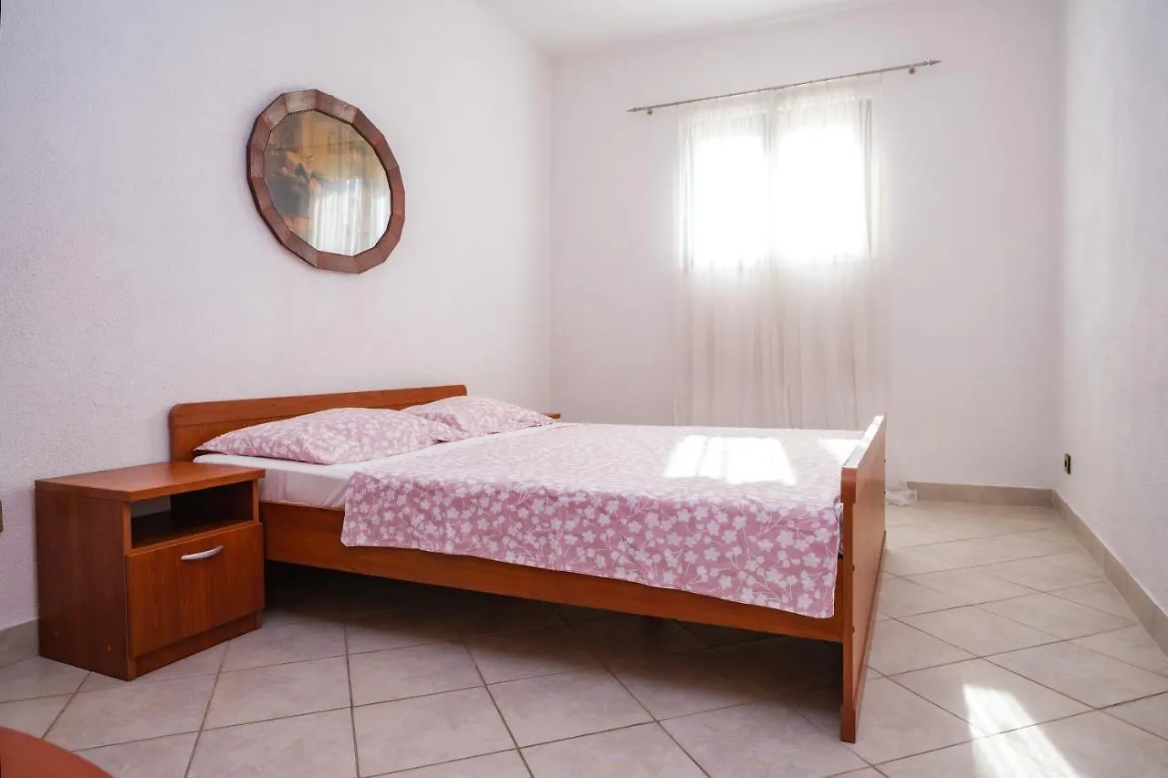 Вилла Mediterranean Oasis Трогир Хорватия
