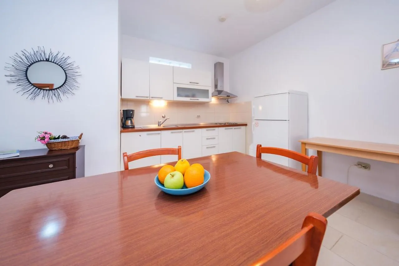 Mediterranean Oasis Villa Trogir 0*,