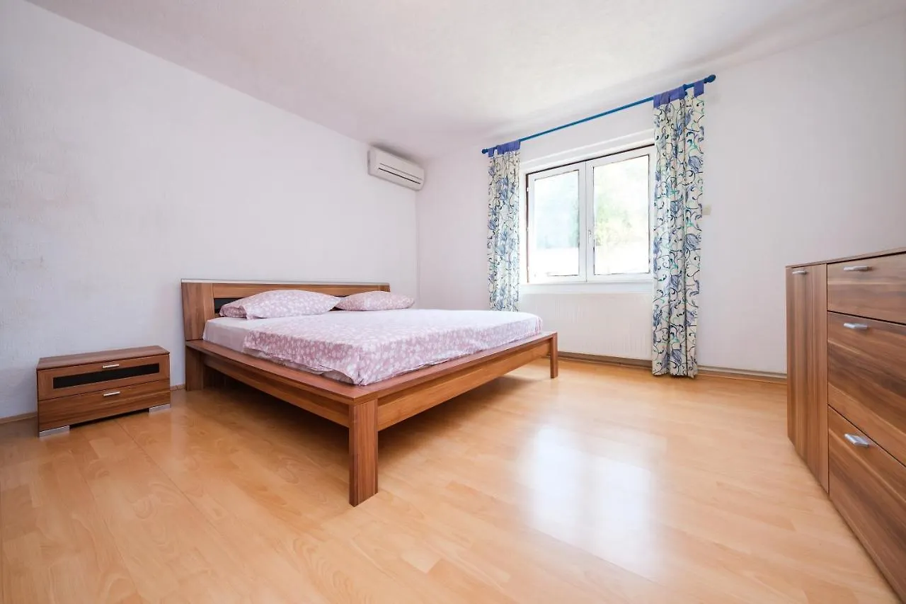 Mediterranean Oasis Villa Trogir 0*,